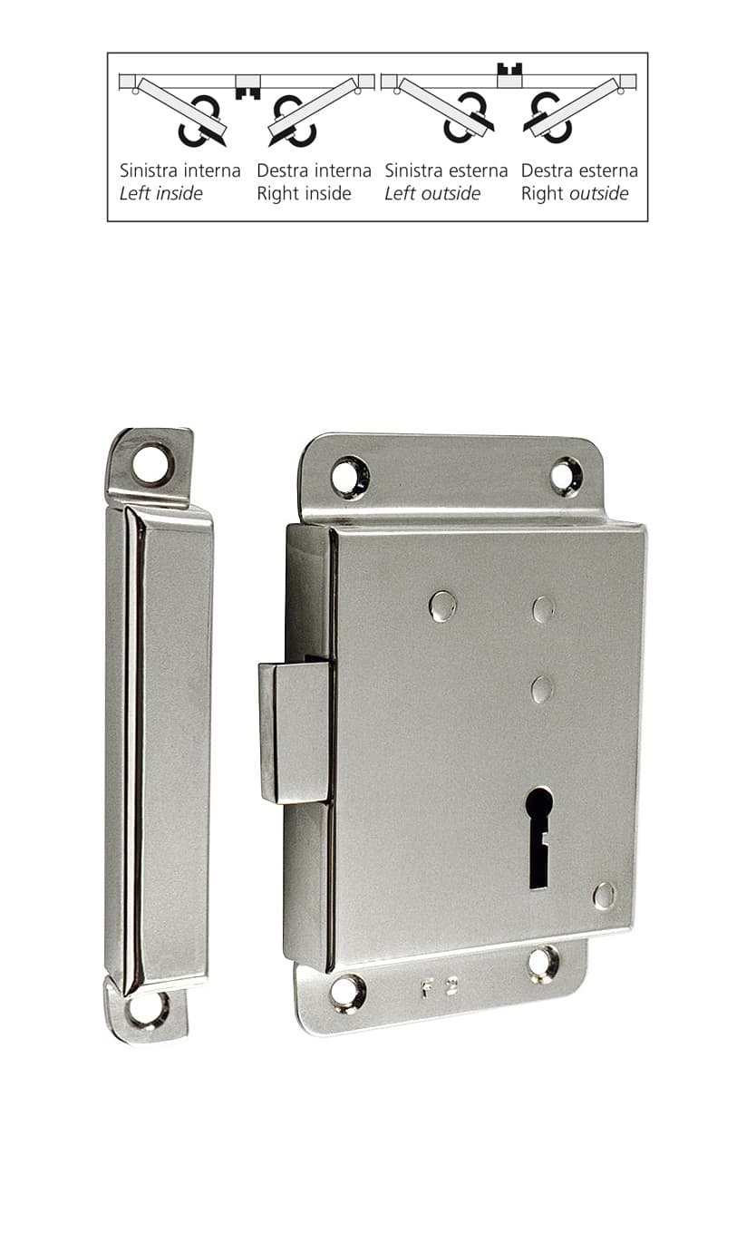 Lock with 3 keys and striker